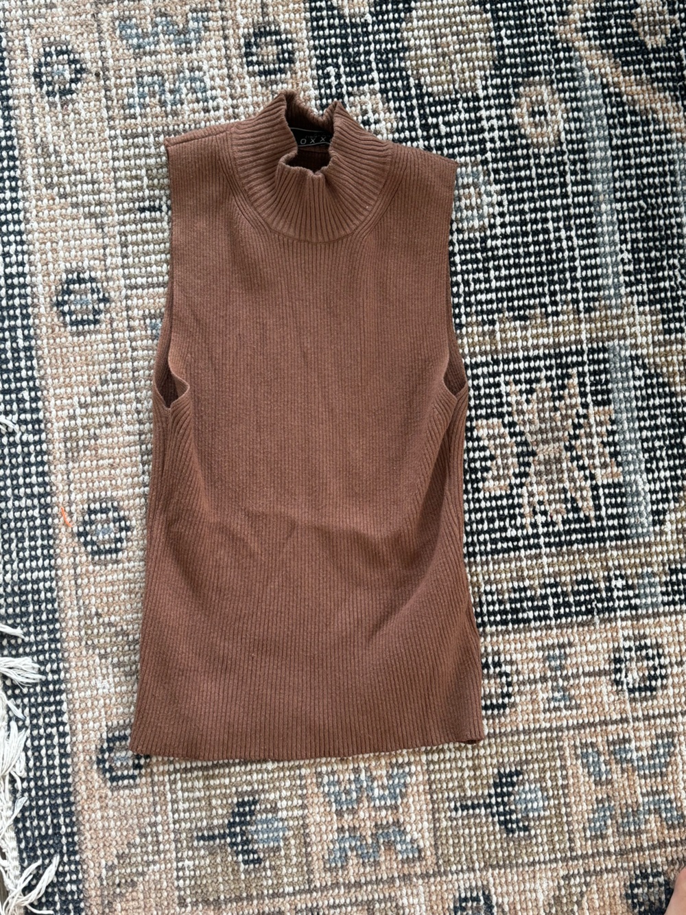 Sleeveless Turtleneck Knit Top in Chestnut Brown - Unbranded